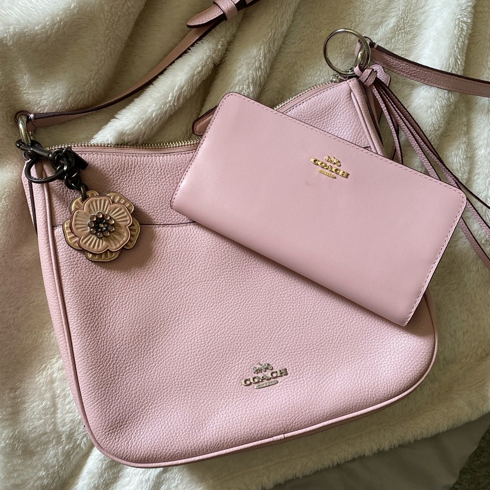 COACH Satchel+Wallet Bundle